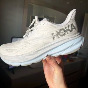 HOKA Women’s Clifton 9 Running Shoes